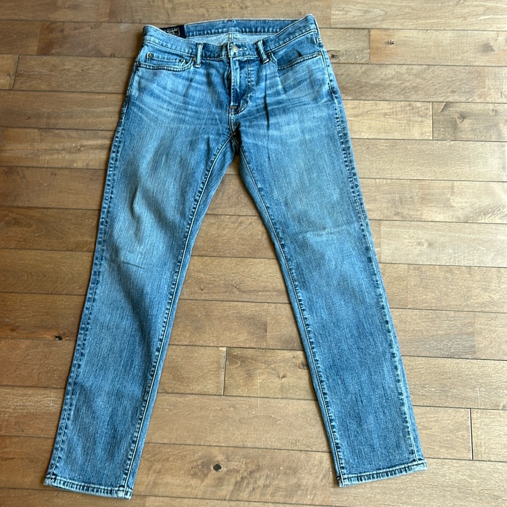 A&F Langdon slim stretchy jean